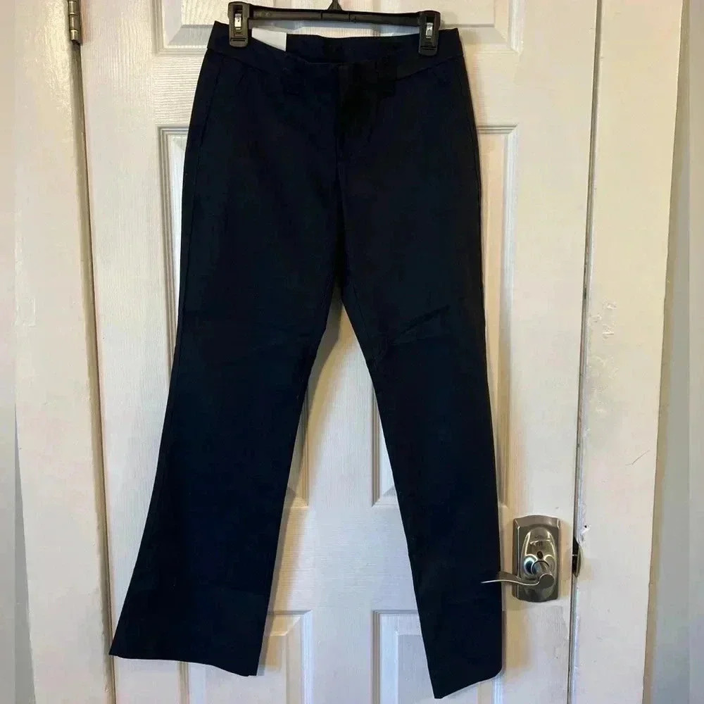NWT Women’s Navy Blue Boot Cut Pants. Size 4